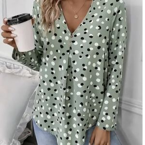 Women's blouse